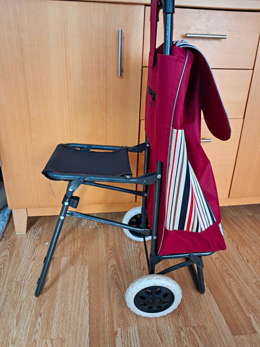 Foldable shopping trolley with - foldable,